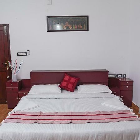 Thanal Premium Villa By - A Place To Call Your Home Muvattupuzha Esterno foto