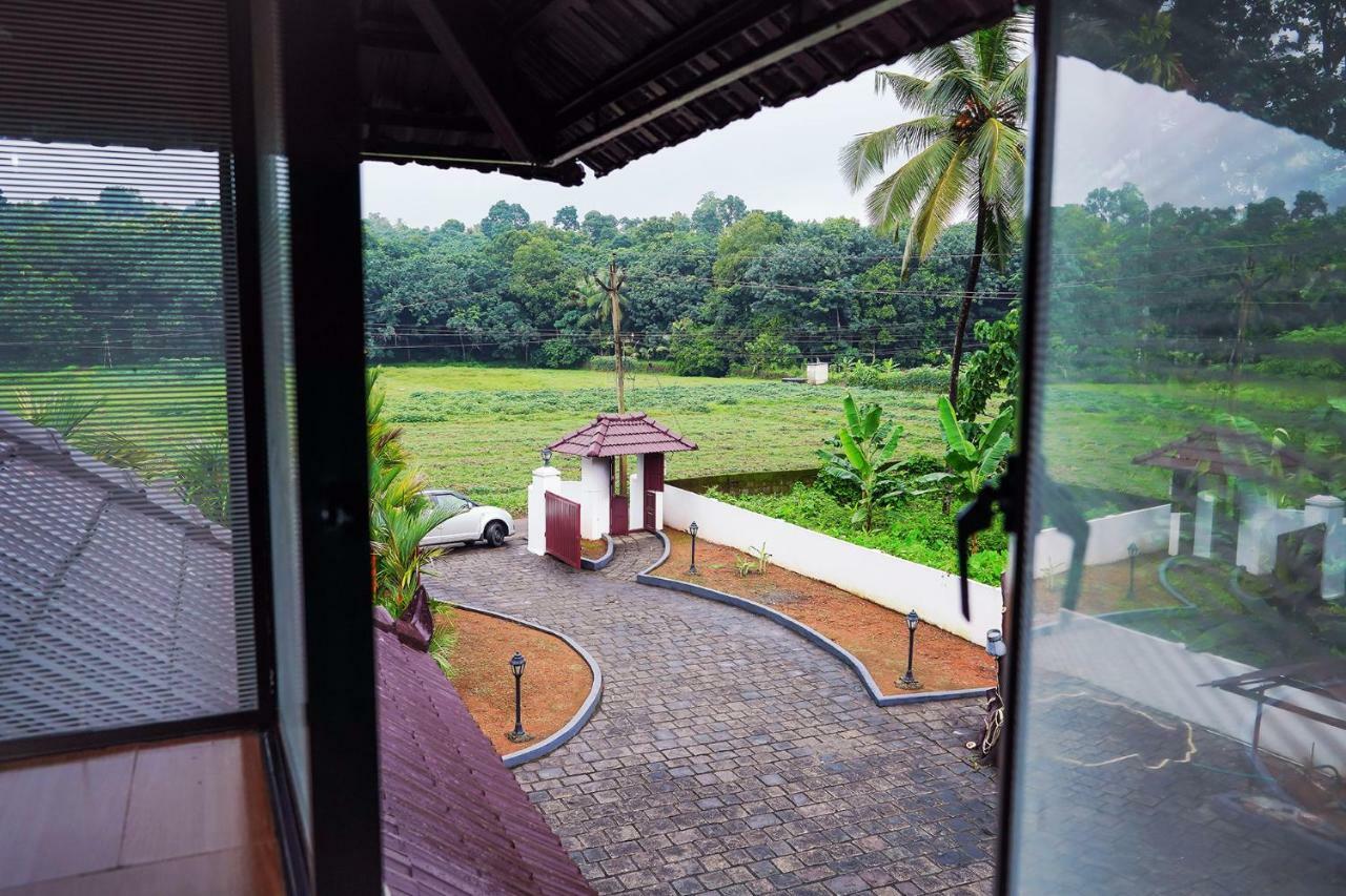 Thanal Premium Villa By - A Place To Call Your Home Muvattupuzha Esterno foto